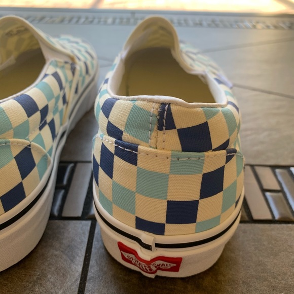 Vans checkerboard slip on •BRAND NEW • NEVER WORN - Picture 10 of 13